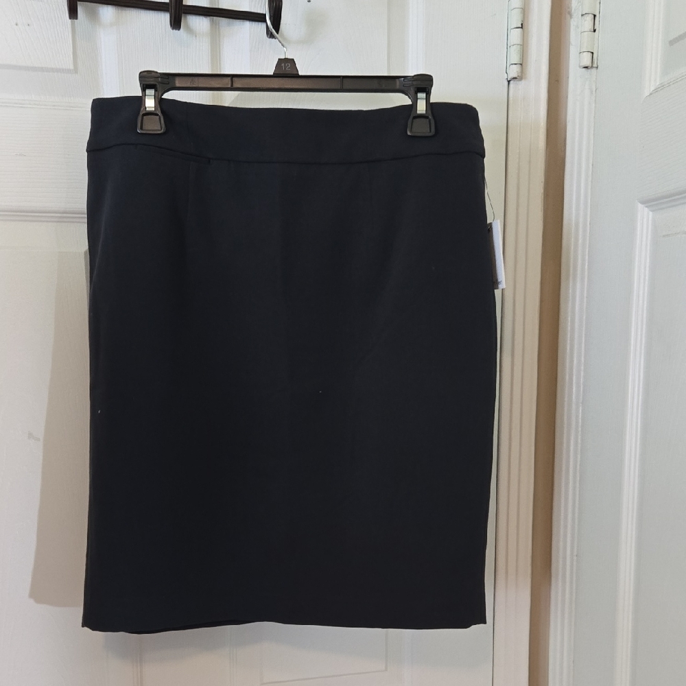 Calvin Klein Collection Elegant Black Pencil Skirt
